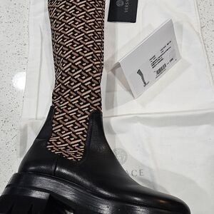 VERSACE OVER THE KNEE BLACK/CARAMEL LEATHER AND STRETCH FABRIC BOOTS SIZE 8